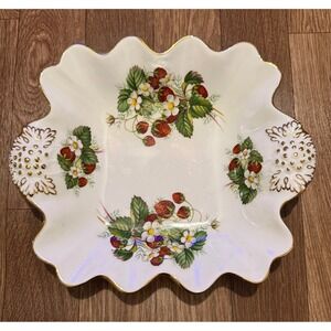 Spode Strawberry Dish Trinket Plate Scalloped Gold Accent Vintage 10‎ Inch